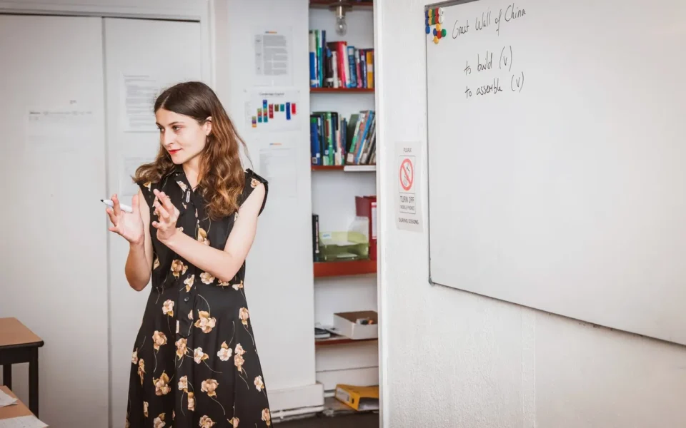 Trainee explaining language on an IATQuO course